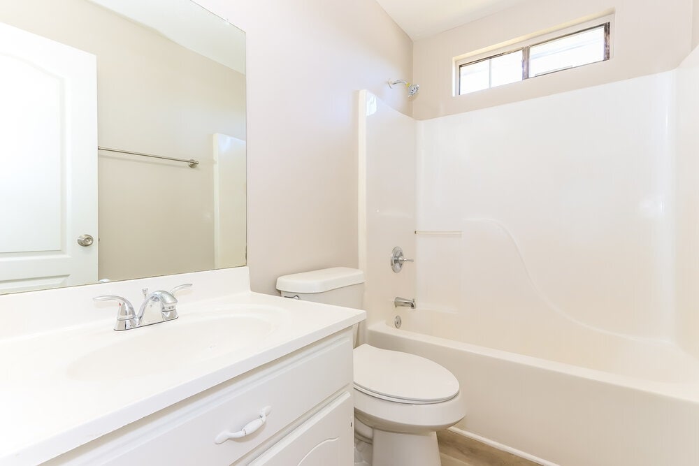 Building Photo - 833 Rock Shoal Ct