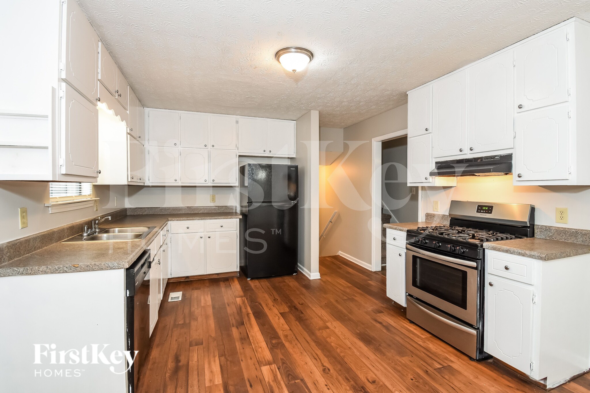 Building Photo - 7513 Old S Ln