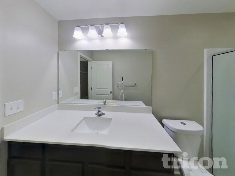 Building Photo - 18947 112th Ave Ct E