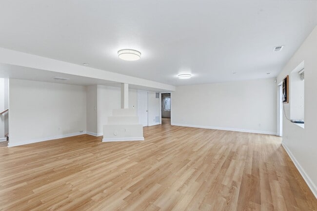 Building Photo - Woodman Hills 4 bdrm rancher