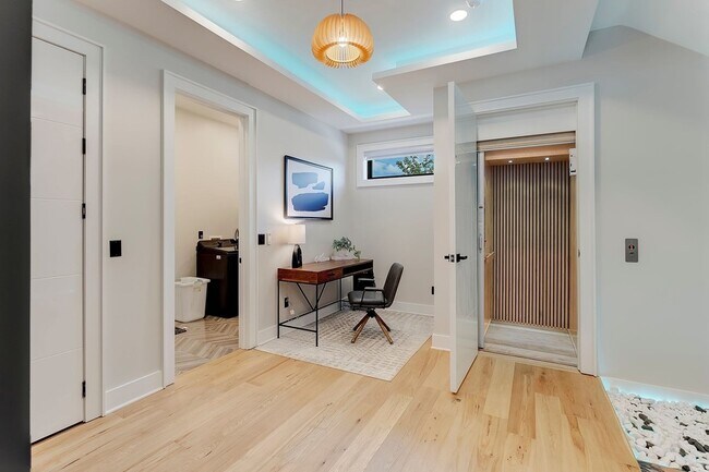 Building Photo - 2111 Cahal Ave