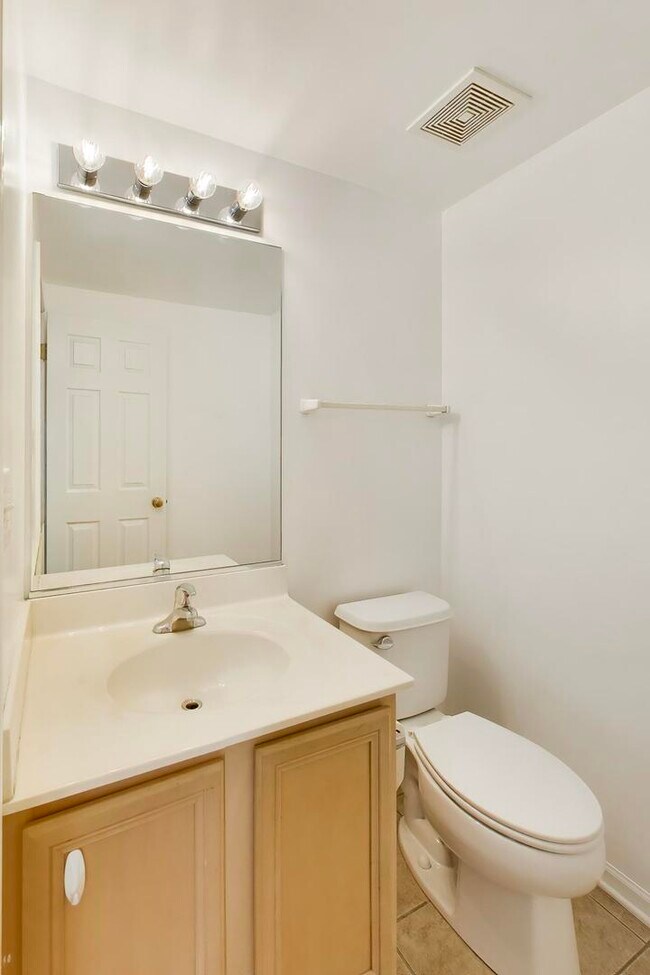Building Photo - 8339 Concord Dr