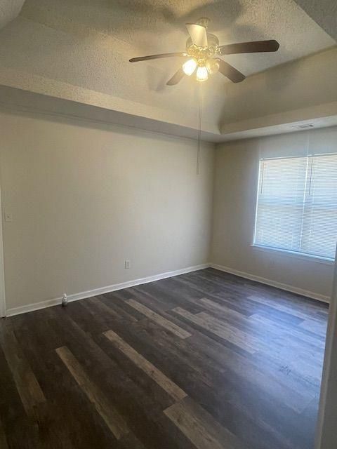 Building Photo - 6469 Brenda Ann Dr