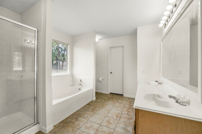 Building Photo - 12739 Timbermeadow Dr