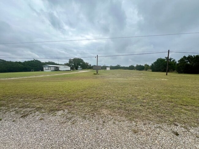 Building Photo - Spacious 2/2 House in Burnet TX