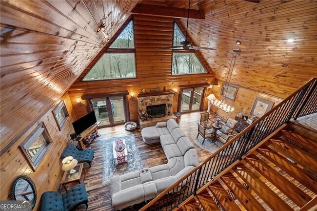 Building Photo - 5281 Laurel Ln