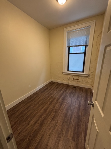 Building Photo - 1818 Logan St