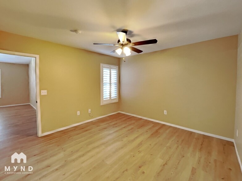 Building Photo - 45 Maleena Mesa St