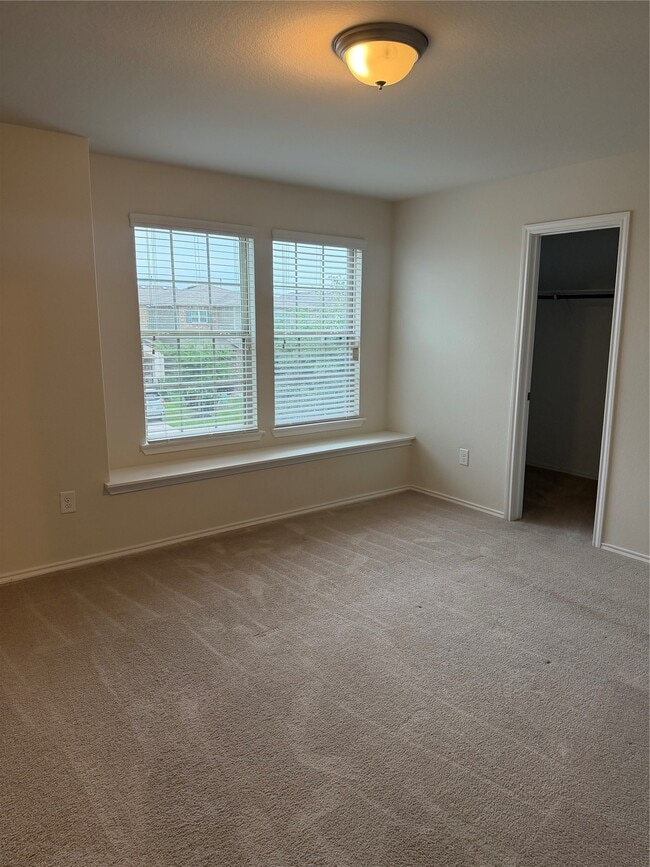 Building Photo - 15843 Grey Boulder Dr