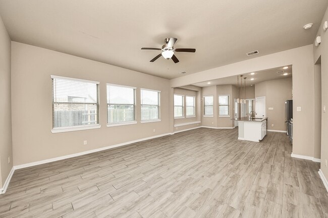 Building Photo - 6030 Rivercane Way