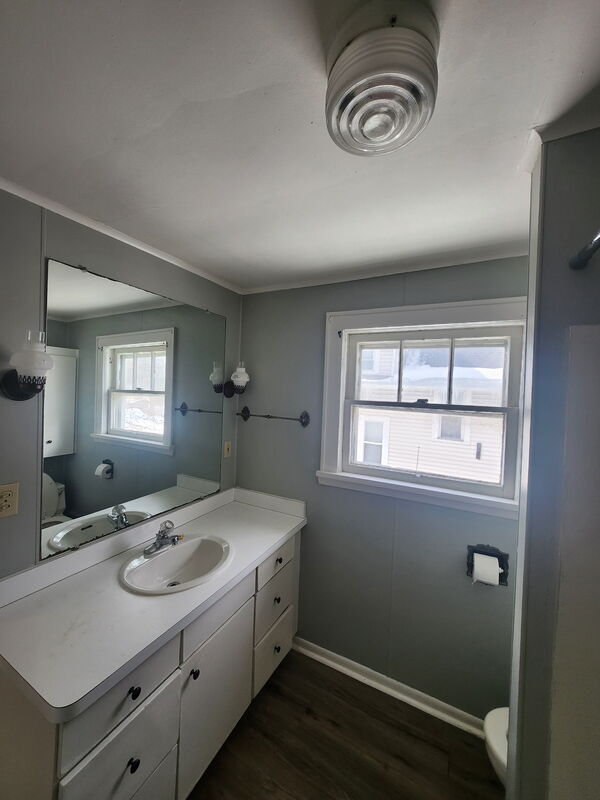 Building Photo - 87 Brighton Dr