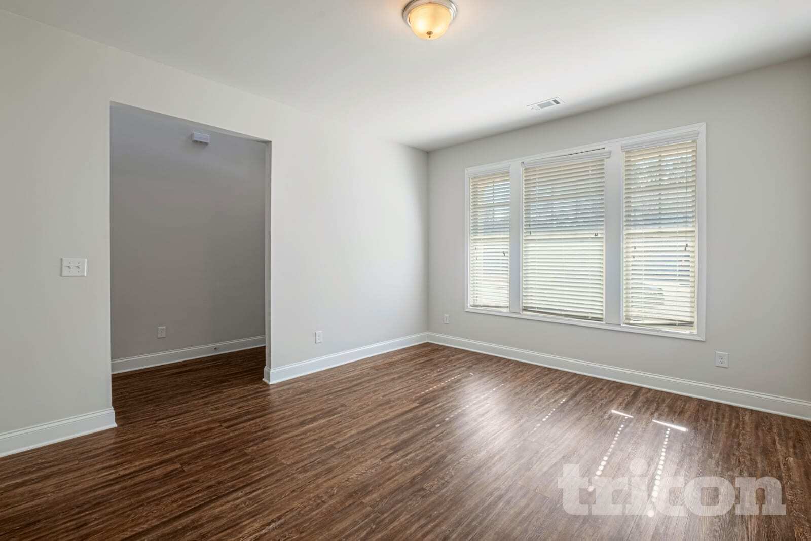 Building Photo - 4035 Evelyn View Ct