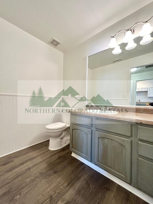 Building Photo - 3330 Apple Blossom Way