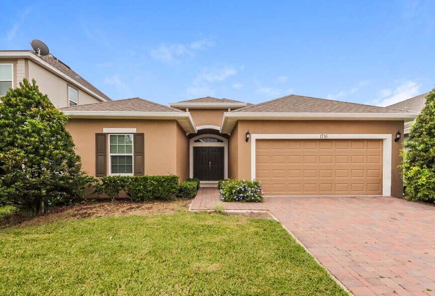 Primary Photo - 1716 Hawksbill Ln