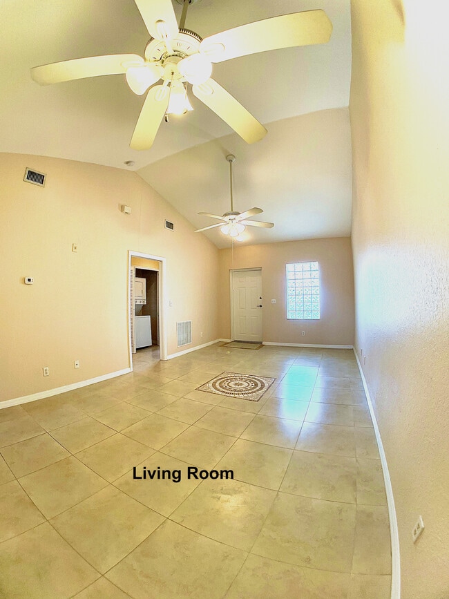 Building Photo - 8326 Bernwood Cove Loop