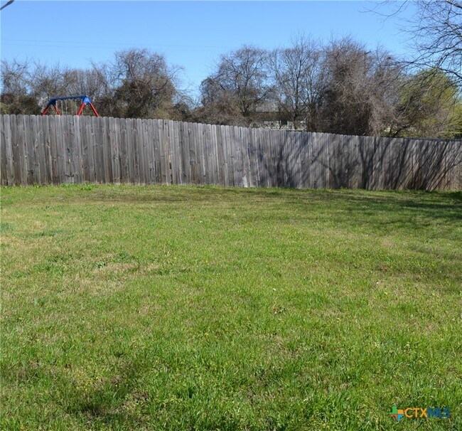 Building Photo - 2308 Tracey Ann Ln