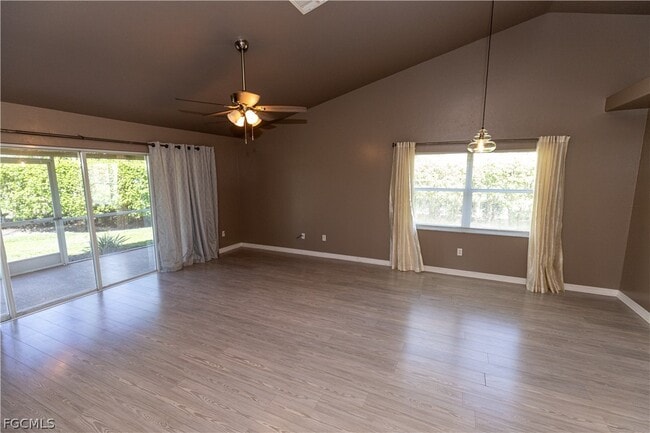 Building Photo - 7500 Cameron Cir