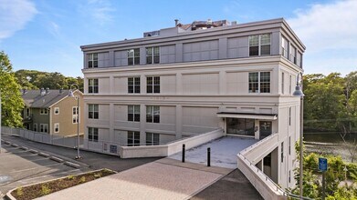 Building Photo - 24 Cobblestone Ln