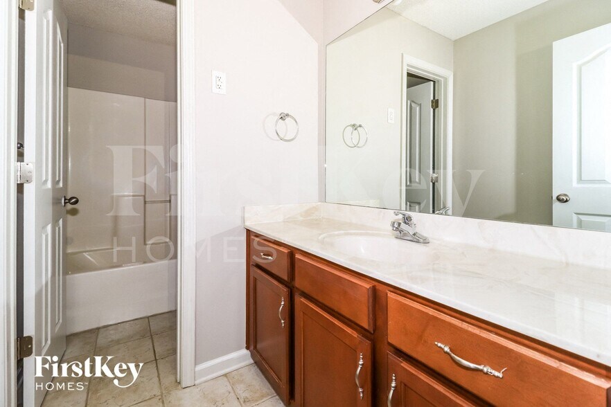 Building Photo - 4946 Indian Walk Ln