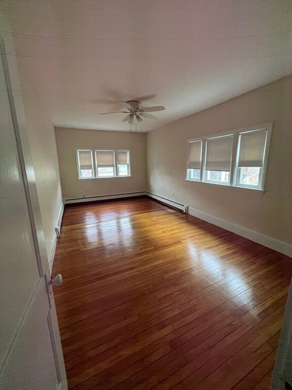 Building Photo - 190 Maplewood St