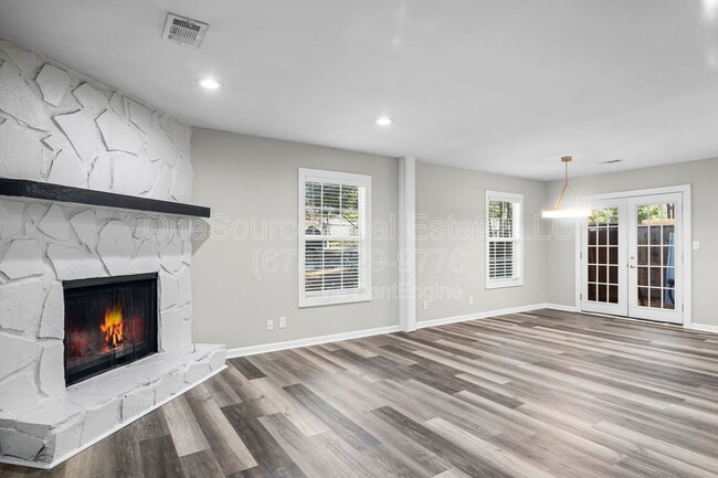 Building Photo - 2020 Whitfield St