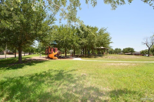 Building Photo - 4509 Santa Lydia St
