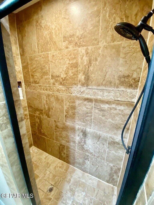 Building Photo - 11616 Grotto Bay Ct