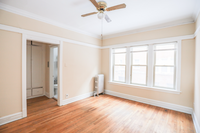 Building Photo - 4445 N Damen Ave