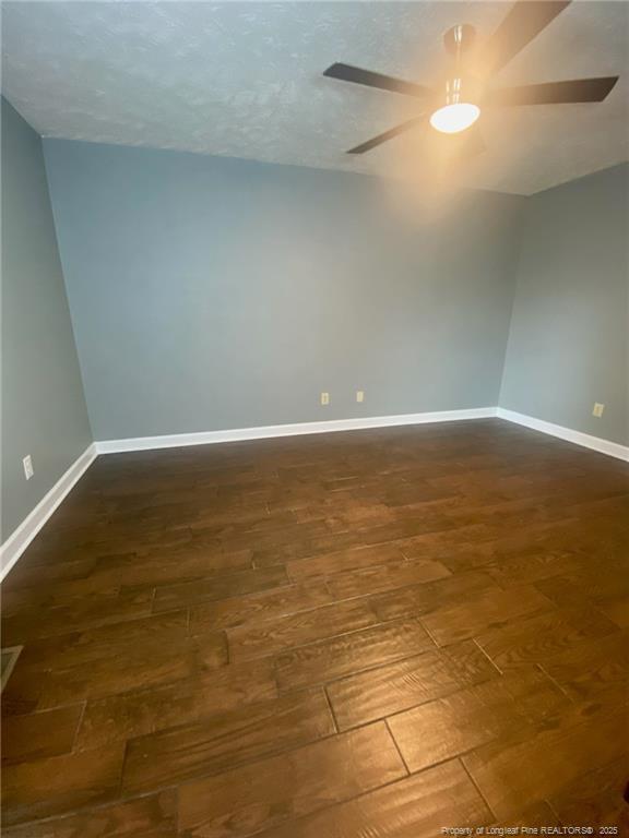 Building Photo - 5681 Pepperbush Dr