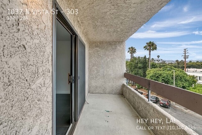 Building Photo - 1037 N Vista St
