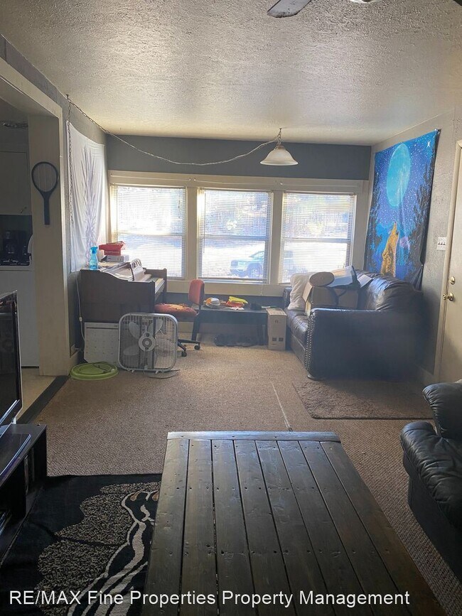 Building Photo - 1 br, 1 bath House - 5281 SJ Diamond Road