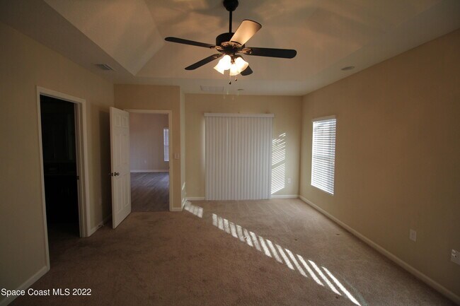 Building Photo - 2448 Snapdragon Dr NW