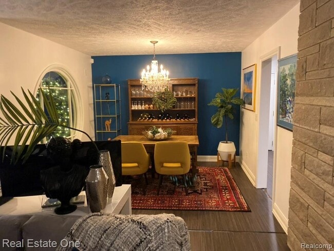 Building Photo - 509 Walbridge Dr