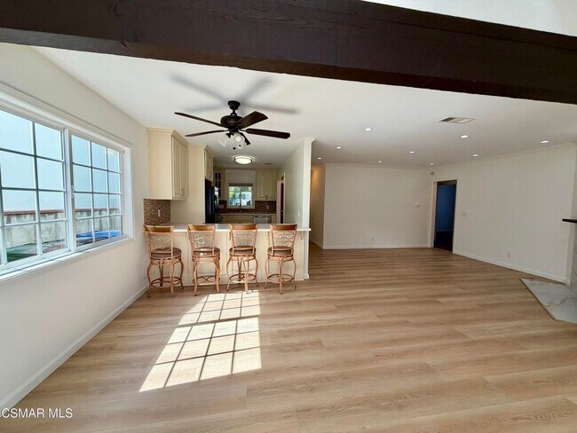 Building Photo - Welcome this single story, beautifully maintained and thoughtfully updated home South Of The Boul...