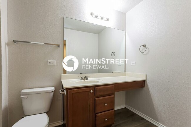 Building Photo - 3 Bedroom Pet-Friendly Home in CONVERSE, TX with Main Street Renewal