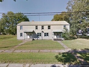 Building Photo - 848-854 N. Central Drive