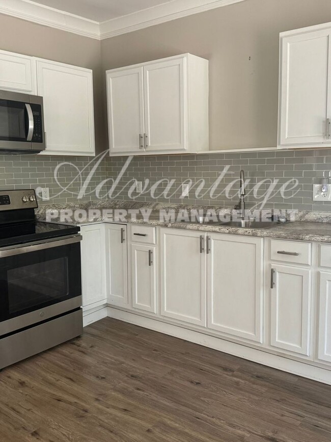 Building Photo - Schedule today to see this Midtown 1 Bedro...
