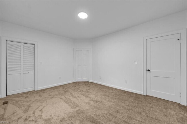 Building Photo - 416 Maryland Ave