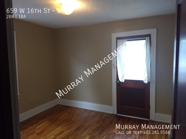 Building Photo - 659 W 16th St