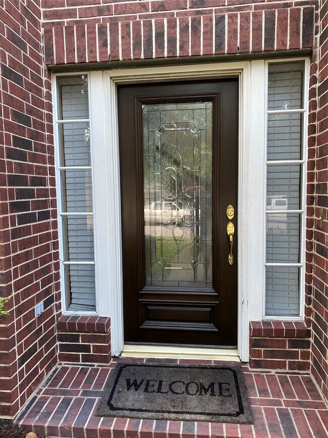 Building Photo - 23806 Allingham Ln