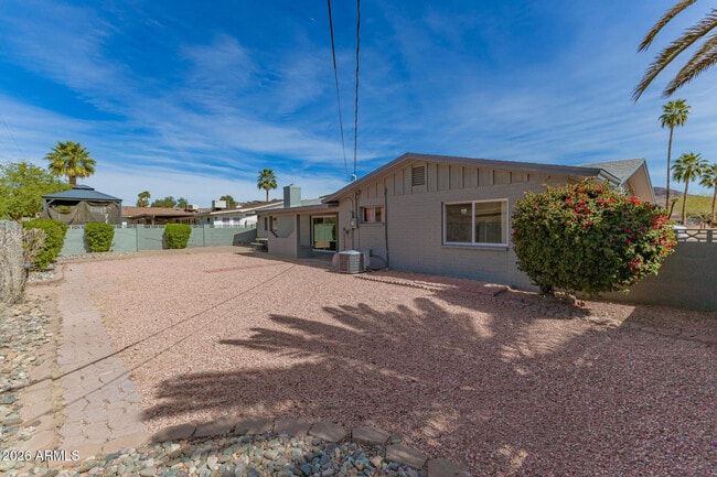 Building Photo - 6742 N 19th St