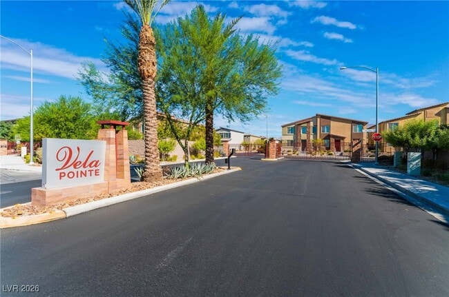 Building Photo - 7451 Sunray Point St