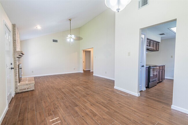Building Photo - 11438 Brook Meadow Dr