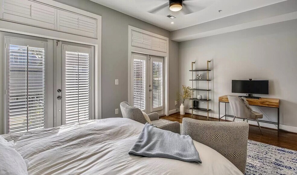 Primary Bedroom - 730 Girard St NW