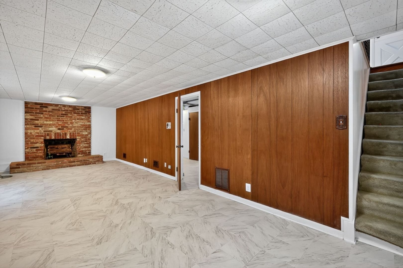 Building Photo - 13308 Norden Dr