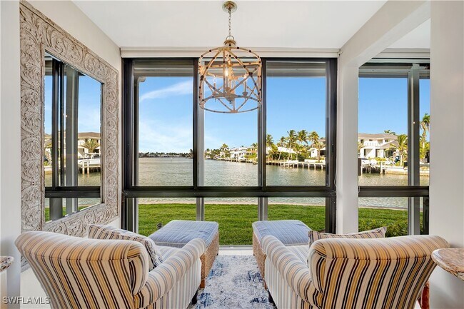 Building Photo - 2258 Gulf Shore Blvd N