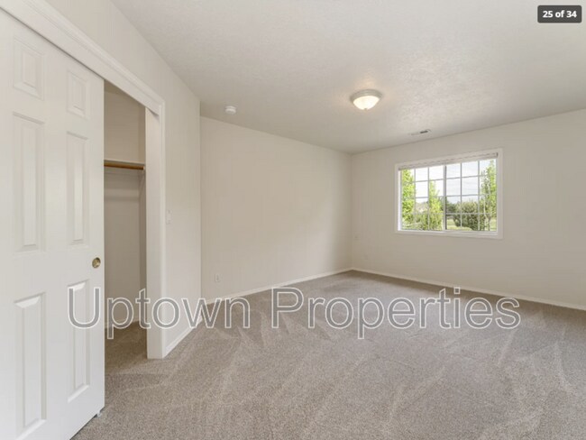 Building Photo - 320 NW 163rd Pl