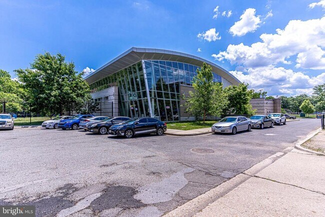 Building Photo - 1311 Delaware Ave SW