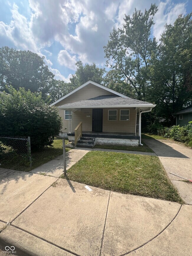 Primary Photo - 2522 Adams St