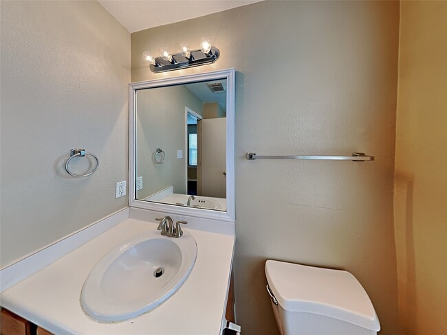 Building Photo - 20534 Patriot Park Ln